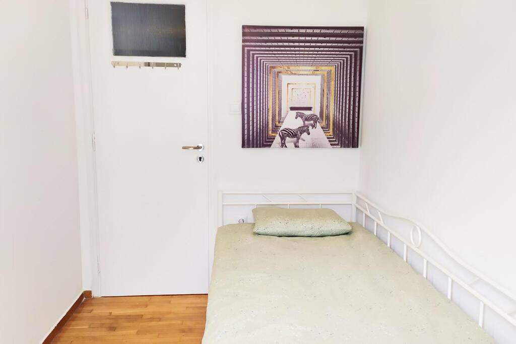 Sunny Two-Bedroom Apartment Next To Panathenaic Stadium Exterior foto
