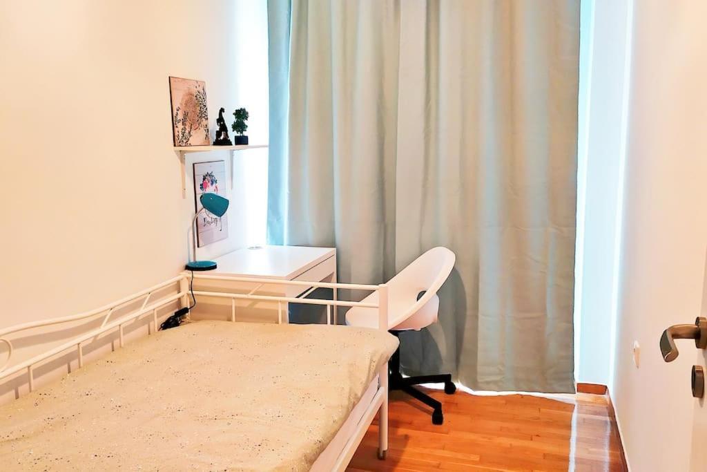 Sunny Two-Bedroom Apartment Next To Panathenaic Stadium Exterior foto